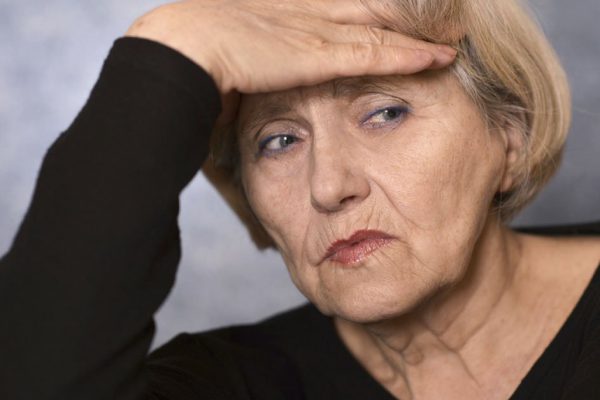 Метания бабушки, что только вышла на пенсию и скучает без возни с внуками