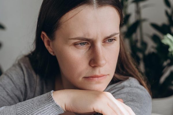 Когда я увидела Наташу на встрече одноклассников, то ужаснулась, от светлой и веселой девушки ничего не осталось