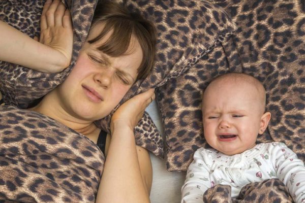 Каждое утро я просыпалась разбитой и уставшей, только камеры наблюдения помогли узнать, в чём дело