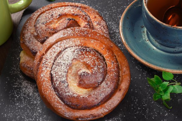 Инструкция по приготовлению плюшек с сахаром