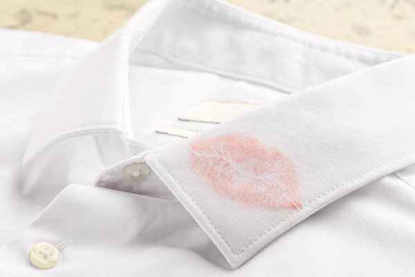 Перечень женских поступков, подталкивающих мужчину сходить налево