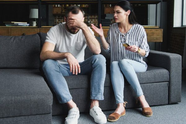 Какие ошибки допускают женщины в отношениях