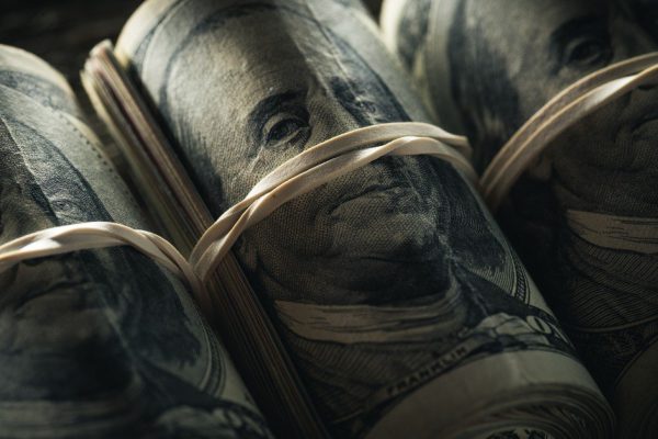 Чем выделяются сотрудники, которым больше платят