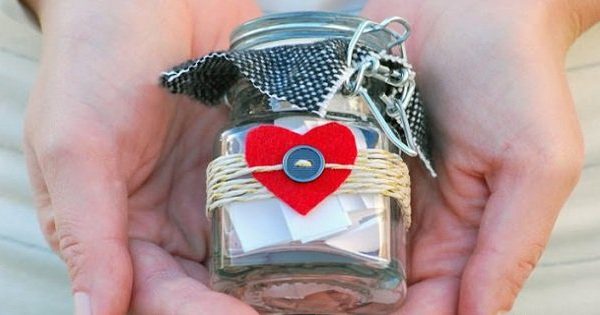 Когда она увидела этот подарок на День влюбленных, ее глаза наполнились слезами счастья!