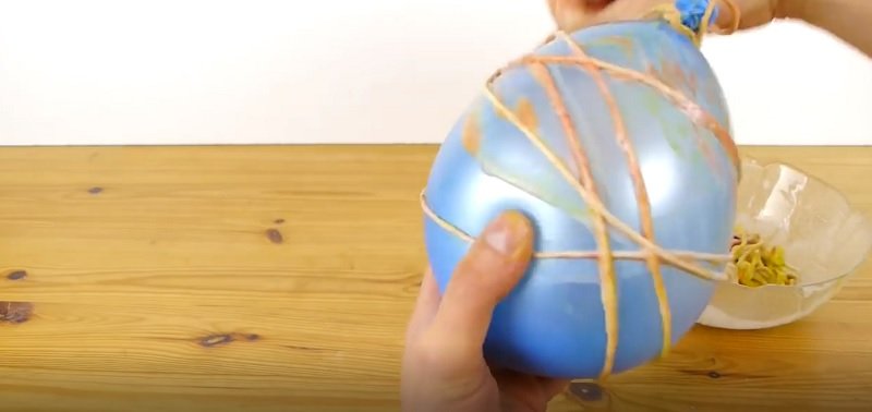 декоративное яйцо из веревки