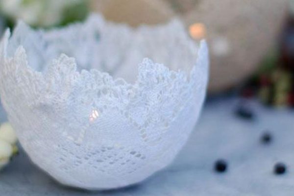 Вот как можно использовать бумажные ажурные салфетки из-под тортов и кексов. № 11 — как будто из моих снов!