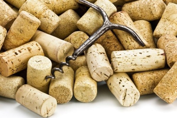 Поделки из винных пробок
