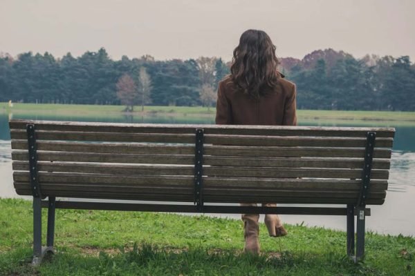 Что можно, а что не стоит выкладывать в социальные сети, мнение священника