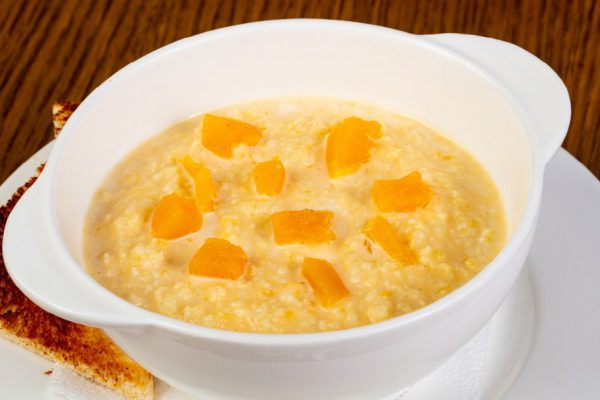 Pumpkin porridge breakfast with bread