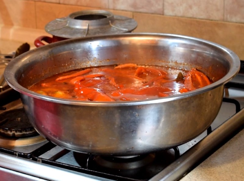 помидоры с перцем