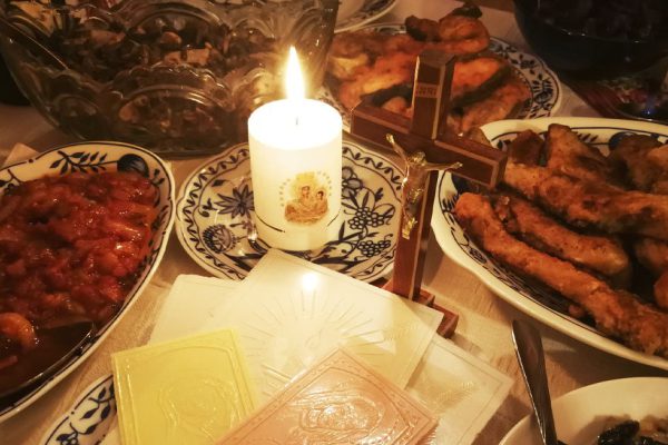 Каких блюд не должно быть на поминальном столе