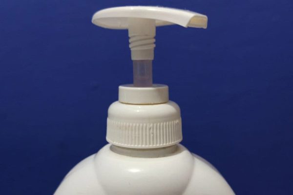 Почему флаконы с дозаторами в нашей семье не выбрасывают