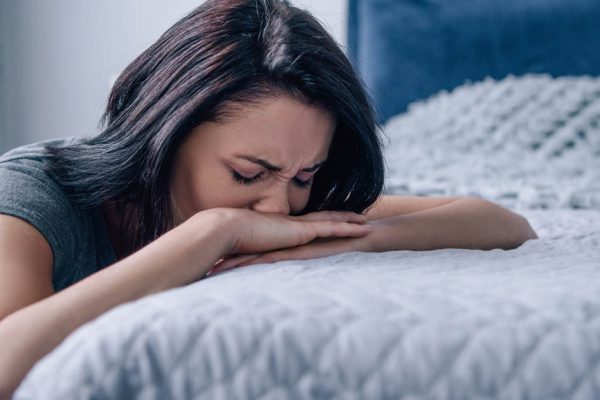 Когда мамы не стало, сестра впервые за пять лет появилась на пороге дома, но вовсе не для того, чтобы выразить соболезнования