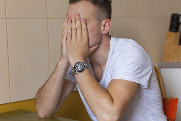 Вернулся из заграницы и не могу привыкнуть к тому, как дома всё устроено