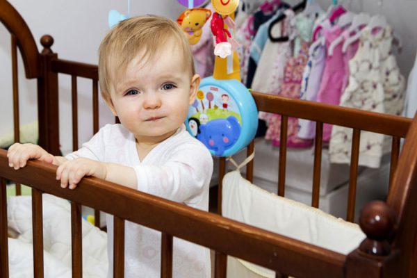 Что делать, если родственники нахально требуют отдать им ненужные вещи