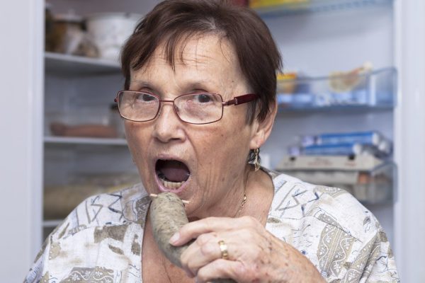 Почему со скупым мужчиной жить тяжелее, чем с бедным