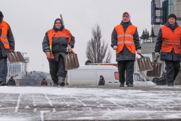 Всё о безопасности зимой: от кремов для рук до первой помощи. Будь в курсе!