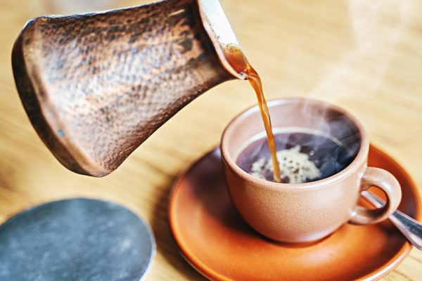 Знала, что нужно взять пачку кофе, собираясь в гости к крымским татарам, с восторгом наблюдала, что сделала крымская хозяйка с моим подарком