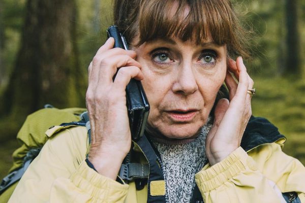 Если заблудился в лесу, нужно искать воду, но ничего есть нельзя