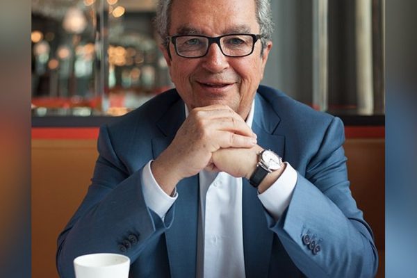 Диетолог Анри Шено: «Знаете, что находят в желудке при вскрытии? Непереваренный кофе с молоком!».