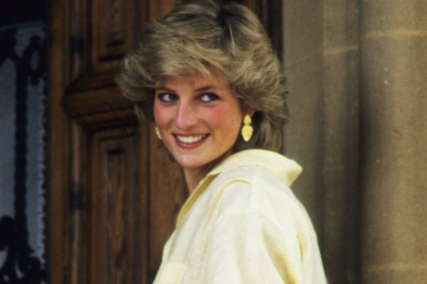 Схему стрижки Дианы даже печатали в газетах, она была мегатрендом 80-х