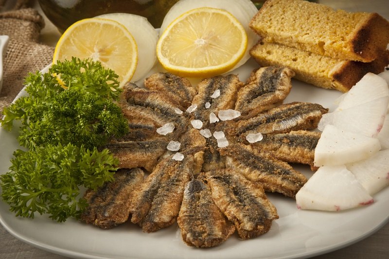 Инструкция по приготовлению мелкой рыбы в духовке Кулинария,Советы,Лимон,Питание,Продукты,Рыба