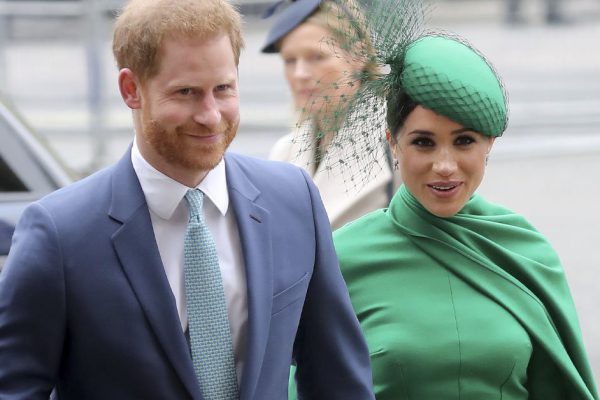 Что заставило принца Гарри и Меган Маркл удалиться из соцсетей