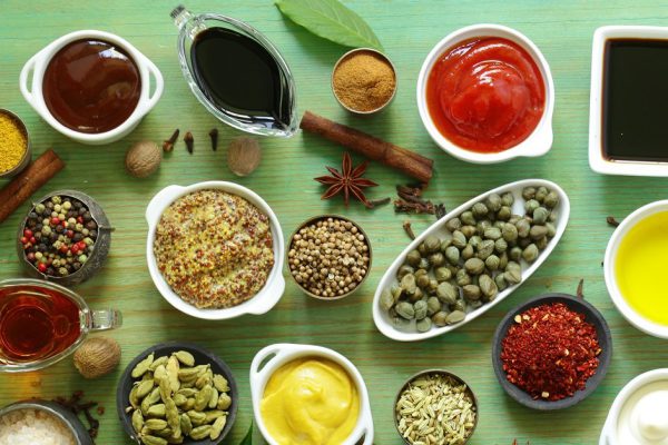 С какими специями не нужно борщить