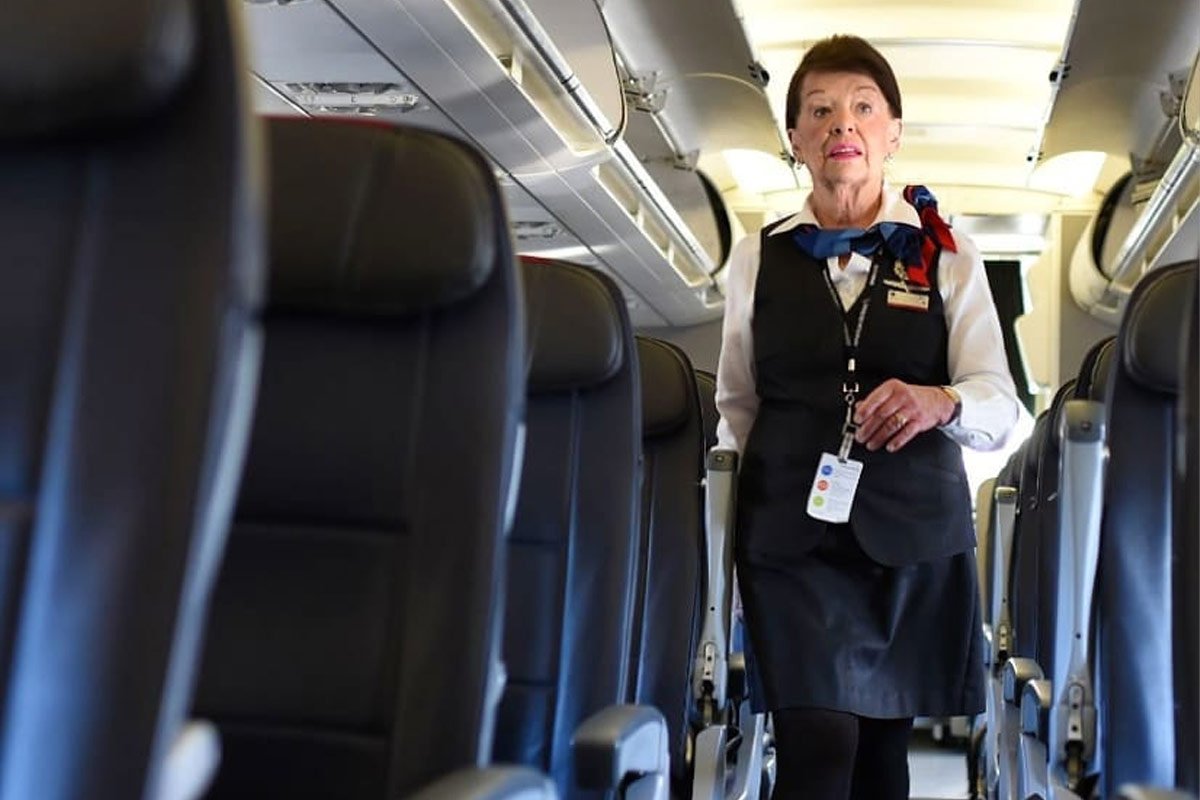 86-летняя дама стала самой старой бортпроводницей, проработав более 60 лет в небесах Instagram, стала, любимую, впервые, авиакомпании, Сейчас, может, оказалась, 86летняя, Airlines, своей, небес, планирует©, настолько, человек, здоровья, после, бортпроводников, небесах, жизни