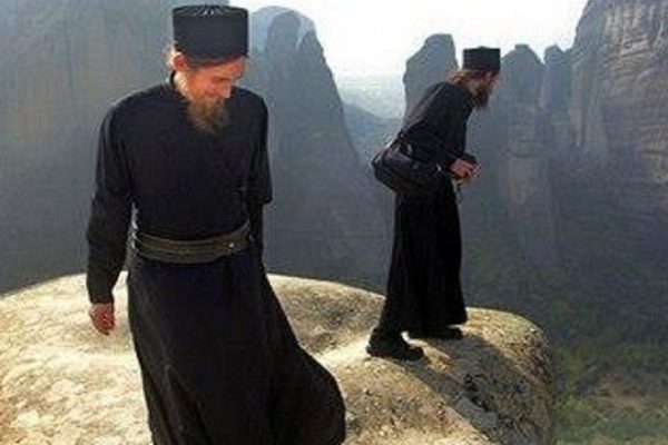 Афон — место, где люди не болеют раком! Секреты монахов-долгожителей…