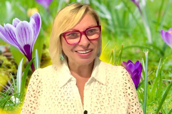 Кому из знаков зодиака судьба улыбнется в апреле