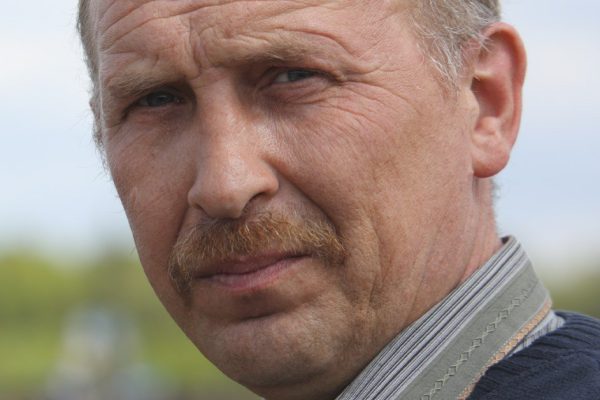 Когда парень привел меня знакомиться с родителями, его отец прогнал меня, не пустив на порог, причину я узнала позже