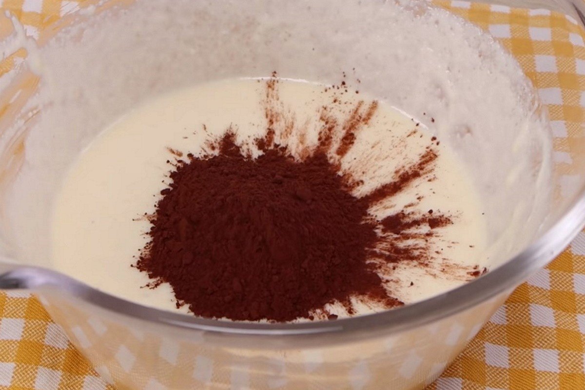 Пирог кефир манка какао