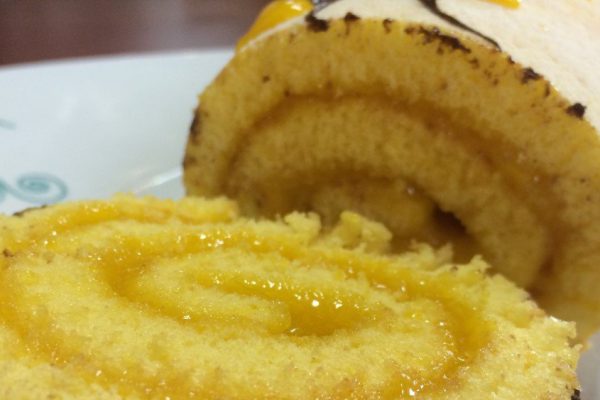 Чудо-тесто для домашнего рулета! Минимум затрат и начинка на любой вкус.