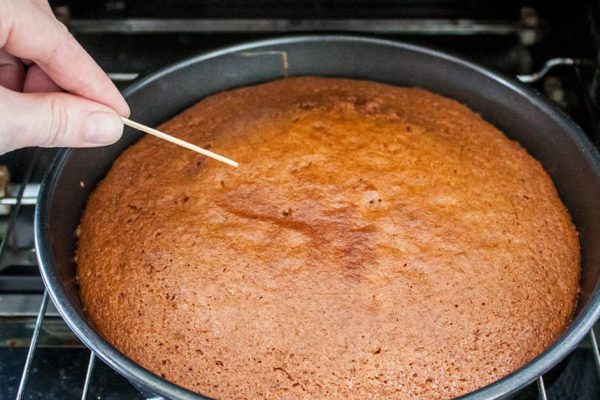 Перевернутый яблочный пирог, из-за которого супруг всегда спешит домой