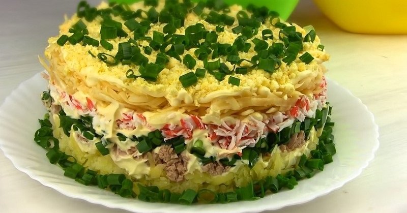 простой и вкусный салат с тунцом