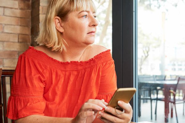 Осознала, что потратила 22 года впустую, прожила в чужой стране, а денег не заработала