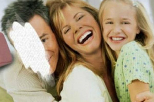 Вот почему НИКОГДА не стоит размещать фото своих детей в Интернете!