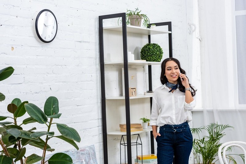 японская девушка картина