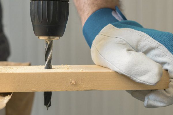 Что нужно знать, чтобы орудовать дрелью не хуже профессионала