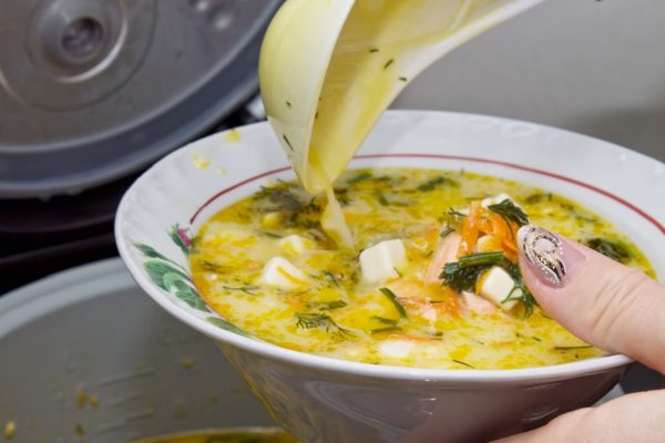 Подсказки владелицам мультиварок: молоко не убегает, холодец в 100 раз вкуснее