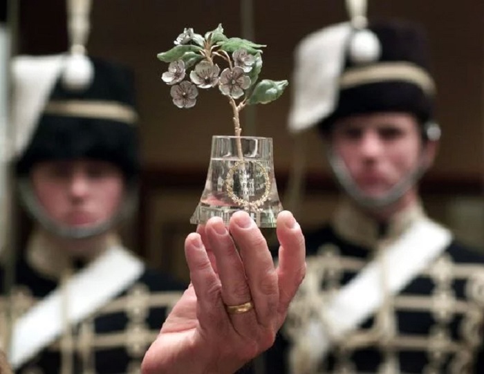 рукотворные каменные цветы