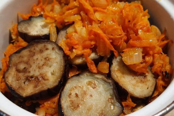 Закуска из баклажанов, которую муж планировал только попробовать, а съел сразу две тарелки
