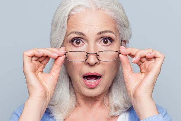 Пришла в гости к внуку, но так и застыла на пороге, услышав, что он мне сказал