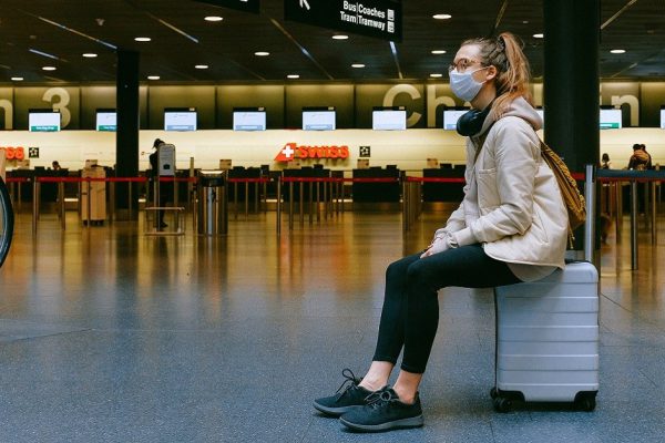 Жених весь извелся, ожидая меня в другой стране, а я не могу выехать, третьи сутки не сплю