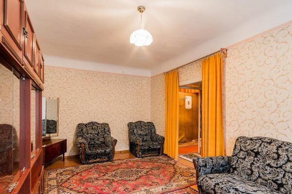 Чудо-планировка гостиной, чтобы разместить как можно больше людей в одном помещении