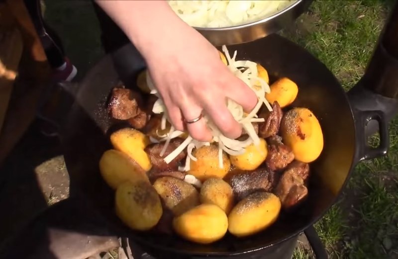 картошка с мясом по сибирски