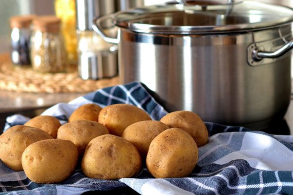 Когда хочется жареной картошечки, не иду на поводу у соблазна, чтобы не жарить, готовлю по интереснейшему рецепту