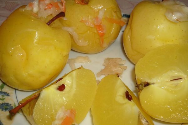 Мудрая тетя рассказала мне всё о том, как квасить яблоки, чтобы они были в меру кислыми и мягкими