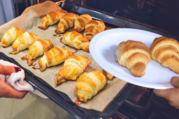 Уплывая из Одессы, французы оставили рецепты своей фирменной пышной выпечки